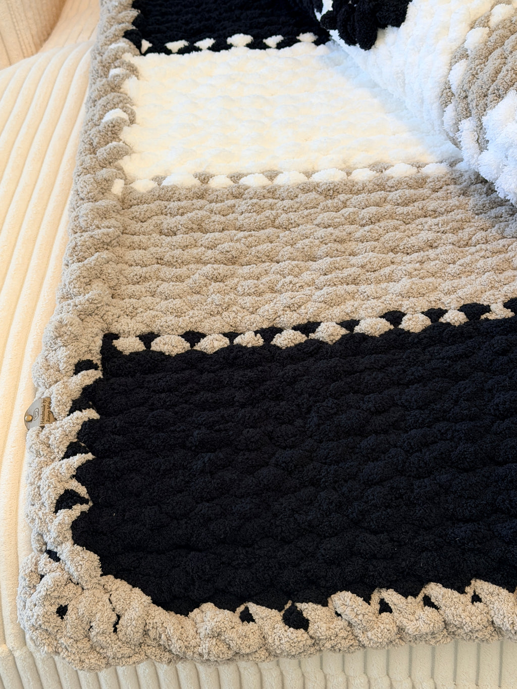 Handmade Chunky Knit Paw Print Blanket, Black, White & Light Gray 49x58