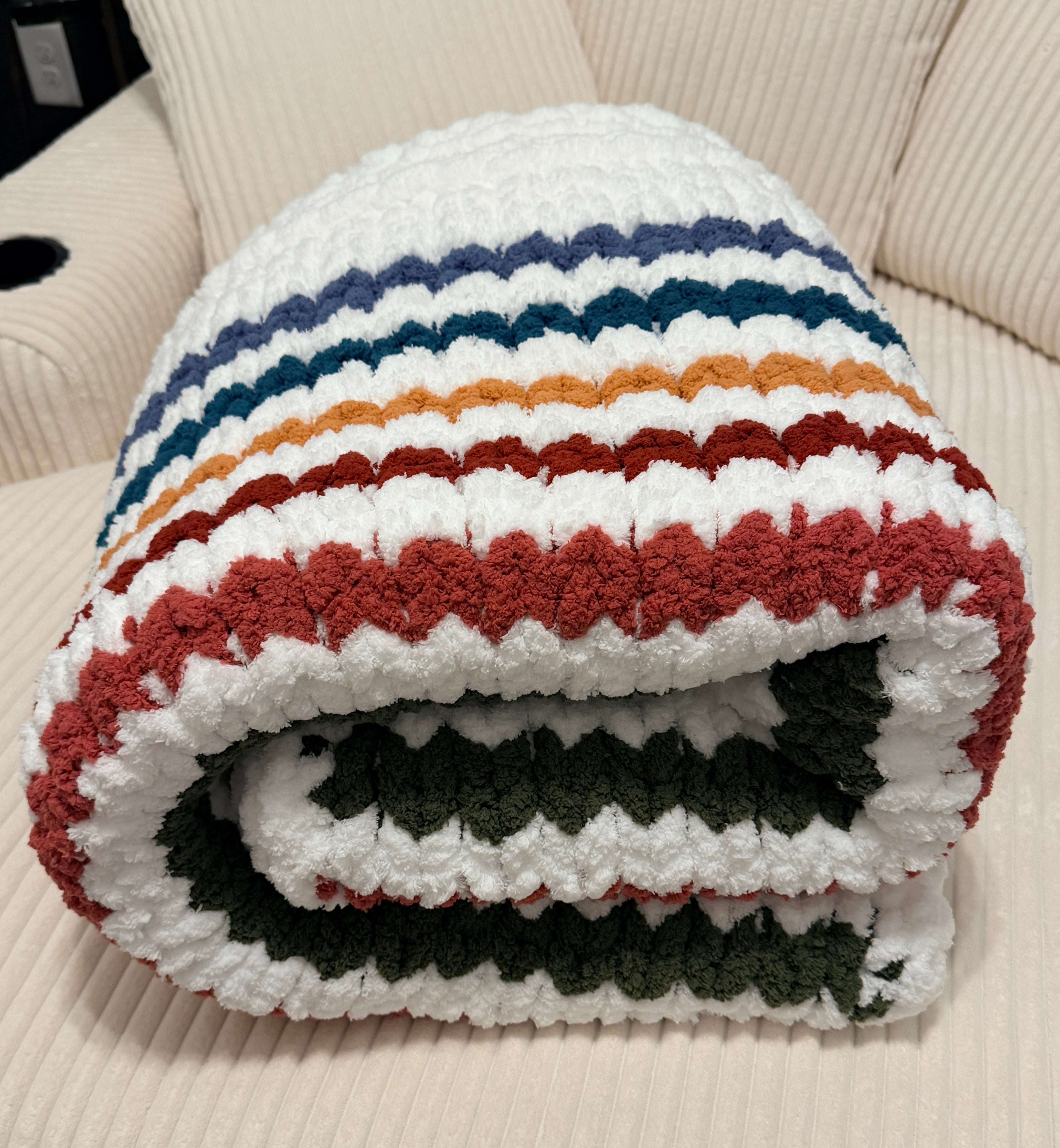 Handmade Chunky Knit Striped Blanket Throw, 55x76 Oversized Cozy Blanket